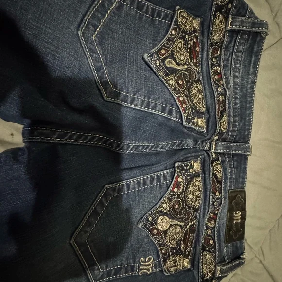 Miss Me Embellished Blue Jeans - Picture 3 of 8